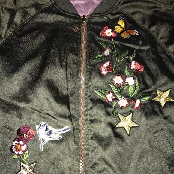 New embroidery bomber jacket spring Karlie Kloss - Picture 4 of 7
